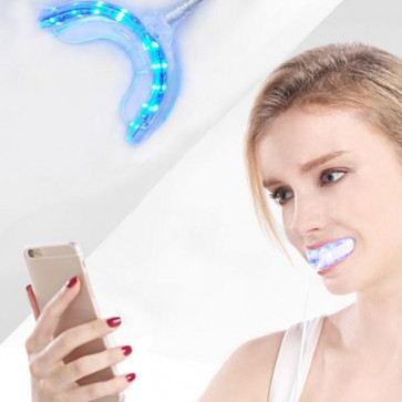  Teeth Whitening Light - professionele tandenbleekset